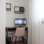 Grosses Mit Kueche, Dusche, Badewanne, Balkon, Parkplatz Vor Dem Haus, Ruhig Gelegen, Ada4 Kulmbach