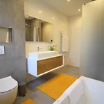 Grosses Mit Kueche, Dusche, Badewanne, Balkon, Parkplatz Vor Dem Haus, Ruhig Gelegen, Ada4 Kulmbach
