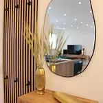 Grosses Mit Kueche, Dusche, Badewanne, Balkon, Parkplatz Vor Dem Haus, Ruhig Gelegen, Ada4 Kulmbach
