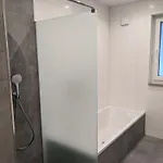 Grosses Mit Kueche, Dusche, Badewanne, Balkon, Parkplatz Vor Dem Haus, Ruhig Gelegen, Ada4 Appartement