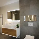 Grosses Mit Kueche, Dusche, Badewanne, Balkon, Parkplatz Vor Dem Haus, Ruhig Gelegen, Ada4 Appartement Kulmbach