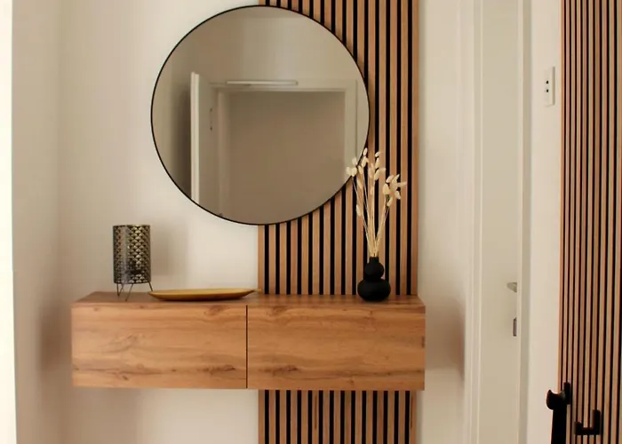 Grosses Mit Kueche, Dusche, Badewanne, Balkon, Parkplatz Vor Dem Haus, Ruhig Gelegen, Ada4 Kulmbach